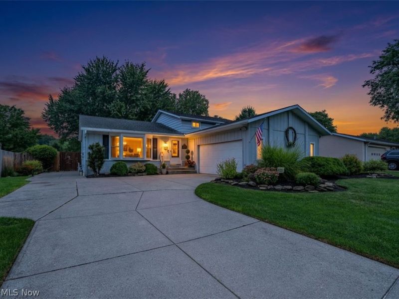 20566 Village Green Drive, Strongsville, OH 44149 Photo 3