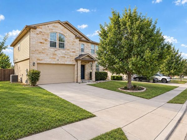 128 Leon River LOOP, Hutto, TX 78634