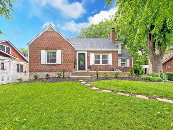 2109 Natchez Trce , Nashville, TN 37212