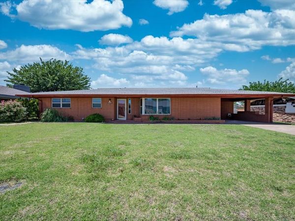 412 S Carol Street, Carnegie, OK 73015