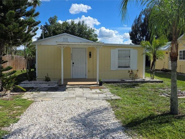 8003 HILLMAN AVENUE , PUNTA GORDA, FL 33982