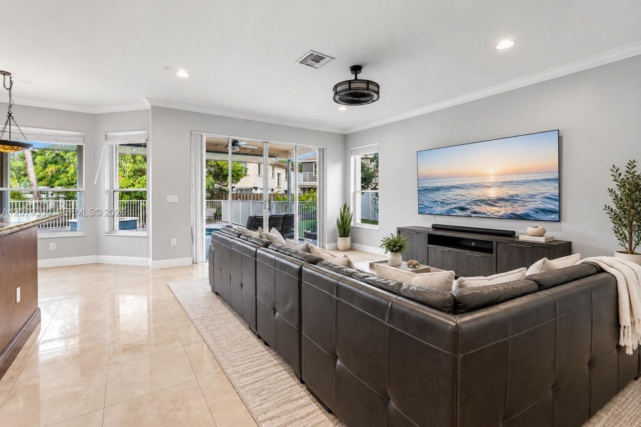 2566 SW 158th Ave, Miramar, FL 33027 Photo