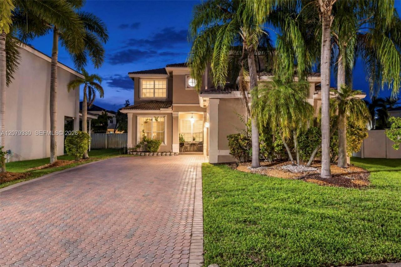 2566 SW 158th Ave, Miramar, FL 33027 Photo