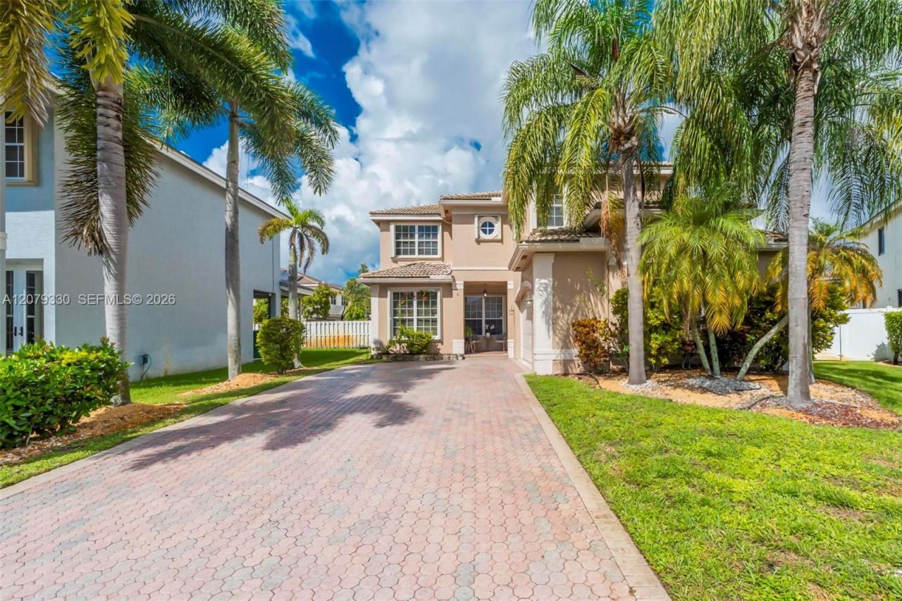 2566 SW 158th Ave, Miramar, FL 33027 Photo