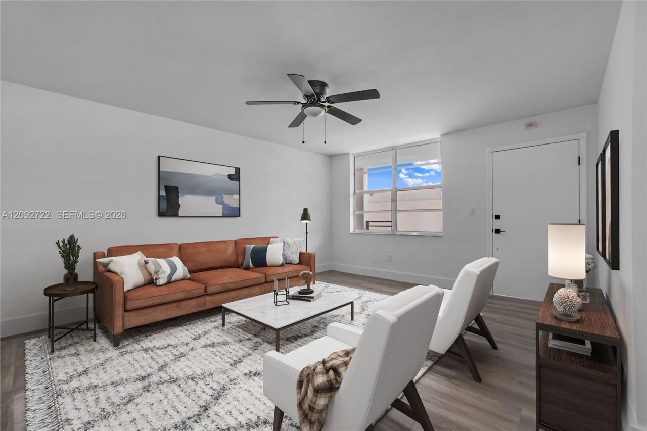 631 Jefferson Ave, Unit 304, Miami Beach, FL 33139 Photo
