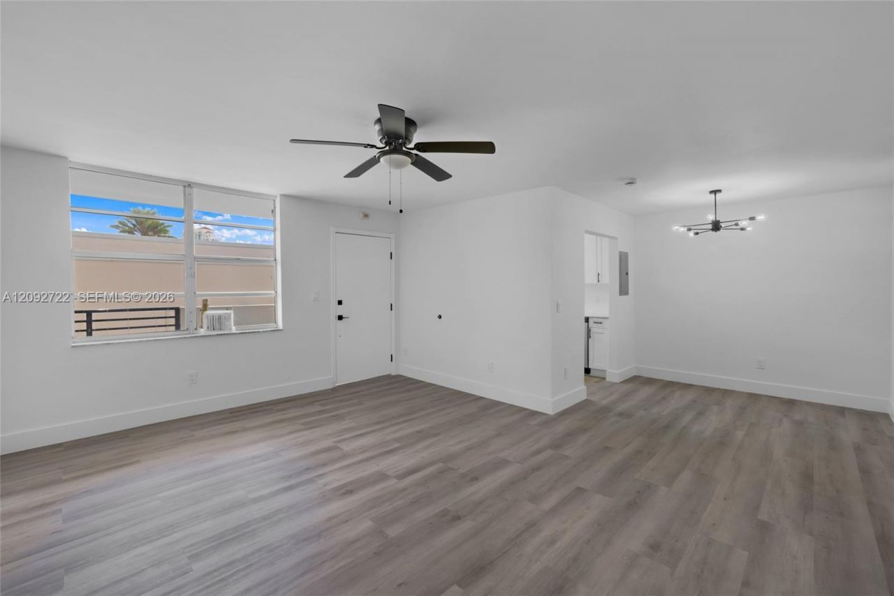 631 Jefferson Ave, Unit 304, Miami Beach, FL 33139 Photo