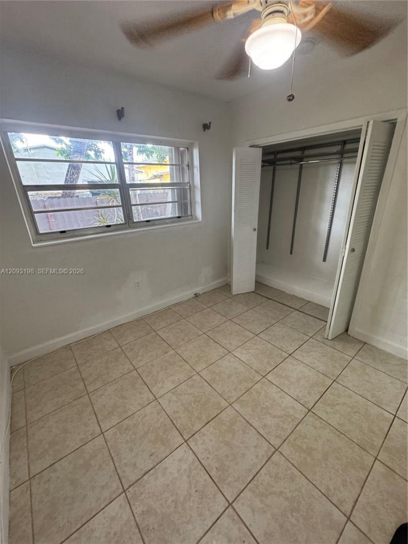 1020 SW 5th St, Unit 4, Miami, FL 33130 Photo