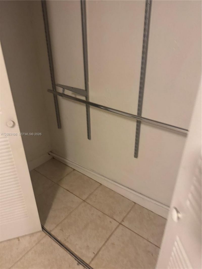 1020 SW 5th St, Unit 4, Miami, FL 33130 Photo