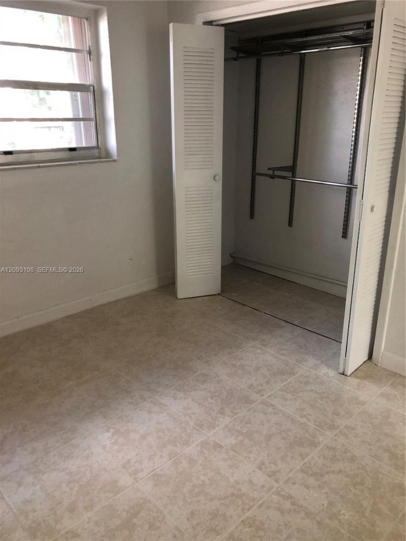 1020 SW 5th St, Unit 4, Miami, FL 33130 Photo