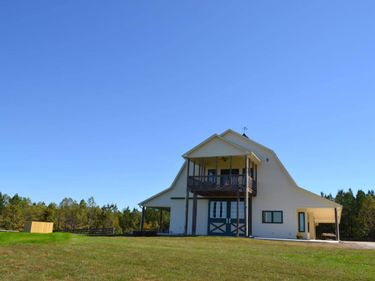 1433 Piney Mountain Road, Appomattox, VA 24522