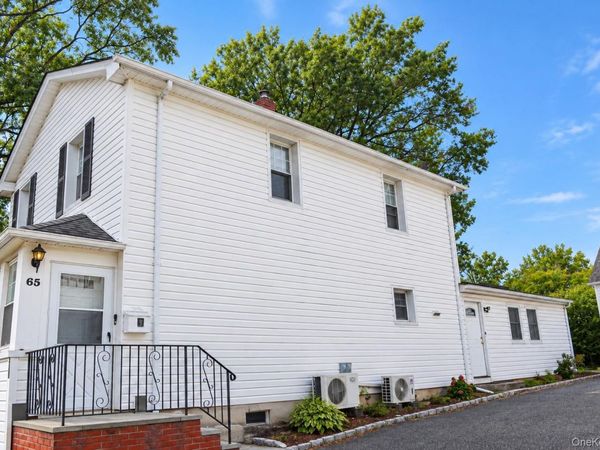 65 S Fulton Street, Unit 2, Westbury, NY 11590