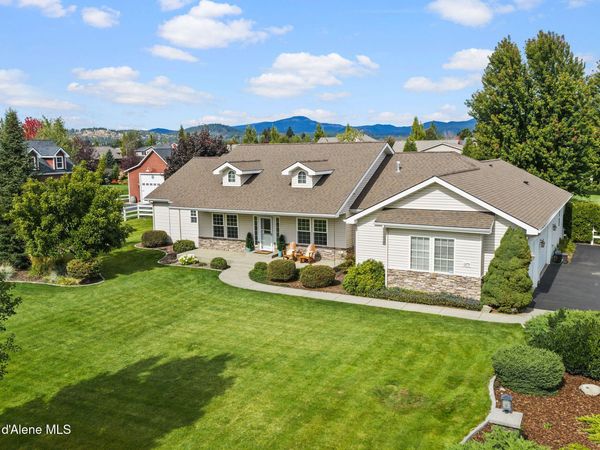1379 W POLO GREEN AVE , Post Falls, ID 83854