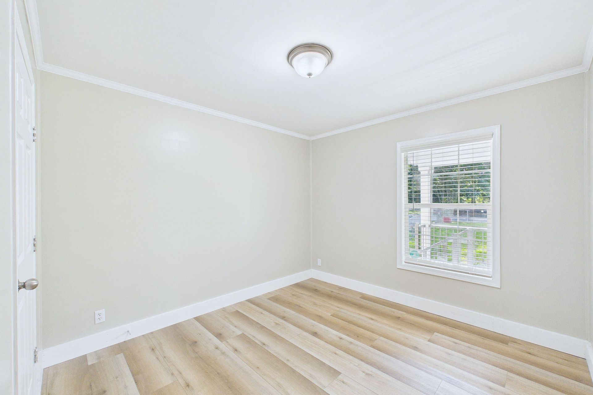 632 Levee Drive Photo 23