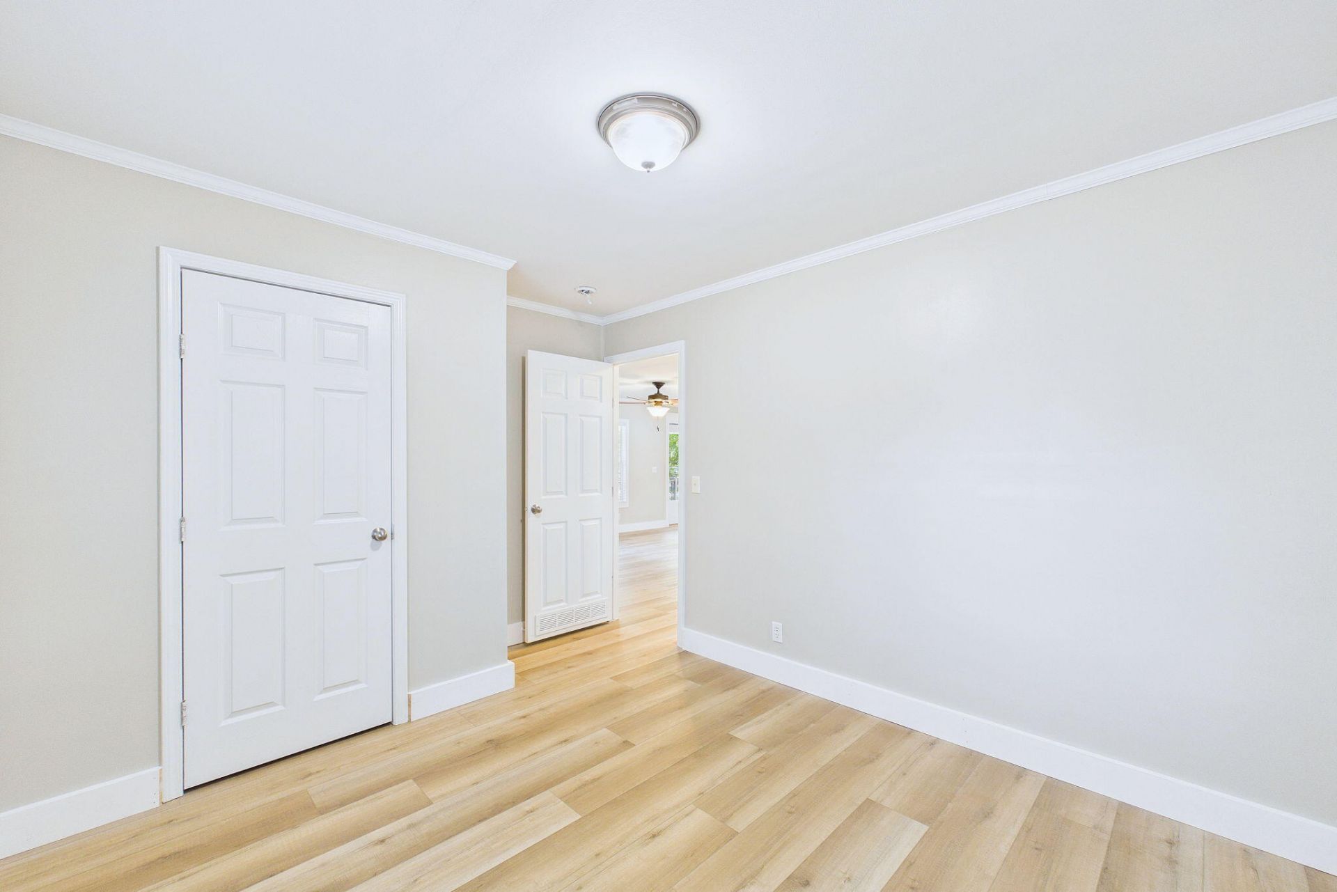 632 Levee Drive Photo 27