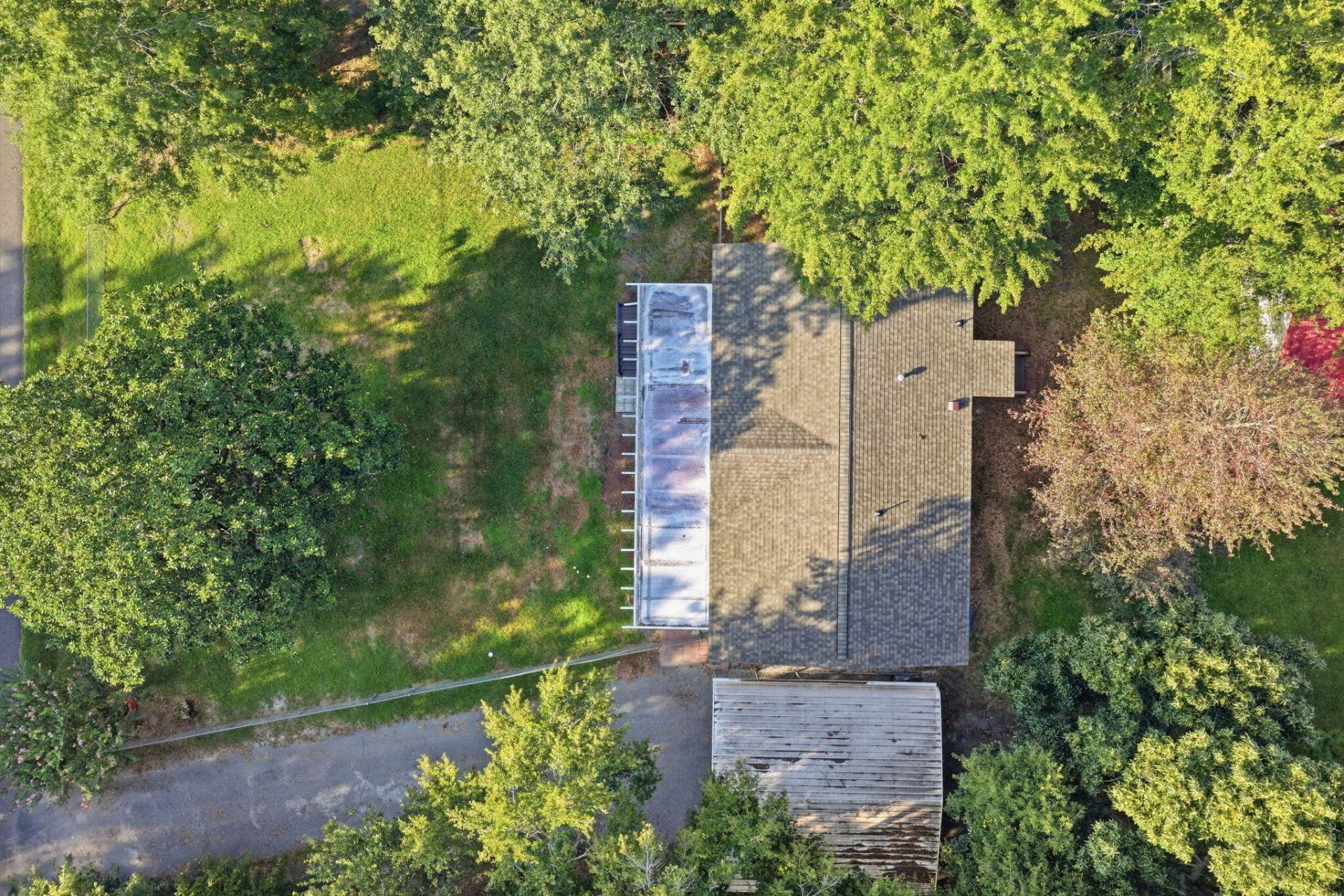 632 Levee Drive Photo 35