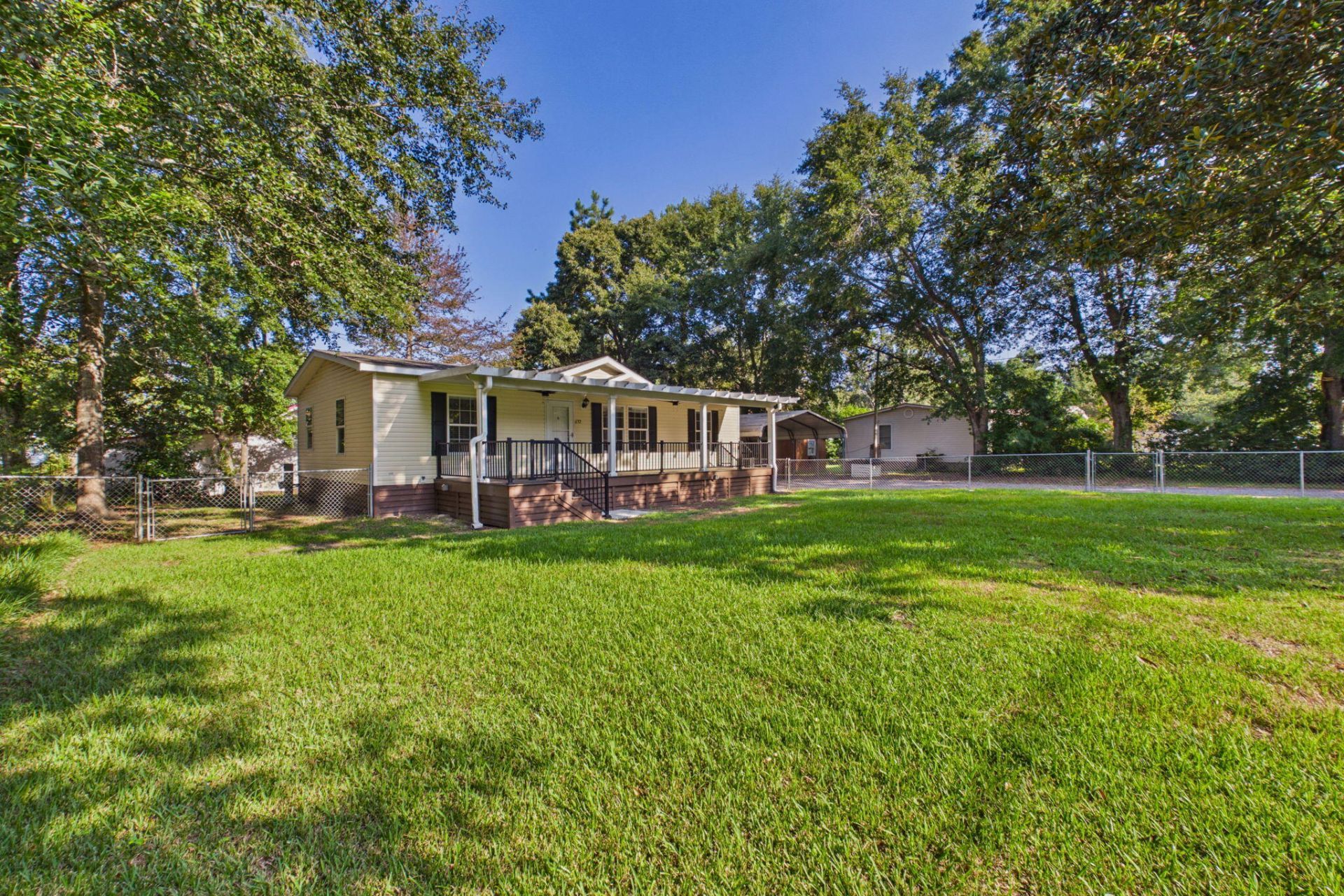 632 Levee Drive Photo 4