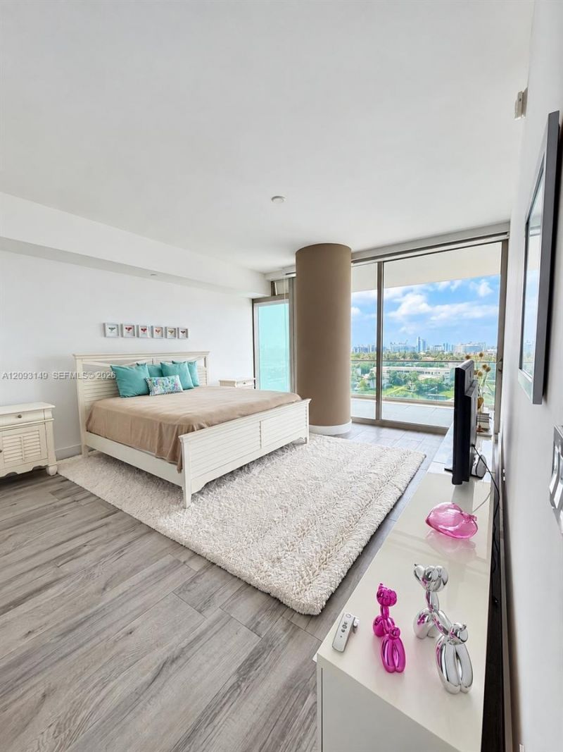 10201 Collins Ave , Unit 705, Bal Harbour, FL 33154 Photo