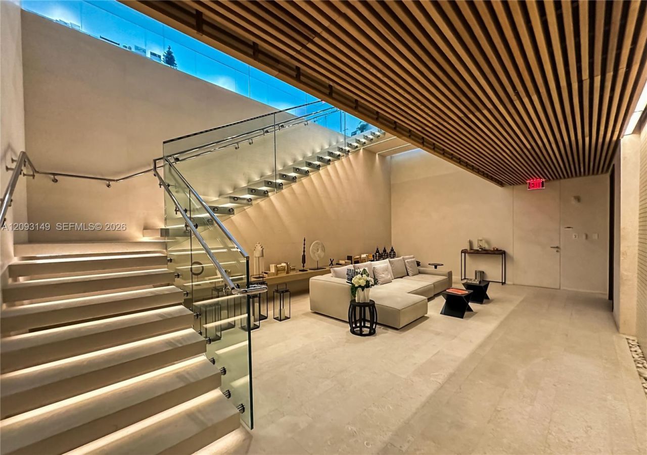 10201 Collins Ave , Unit 705, Bal Harbour, FL 33154 Photo