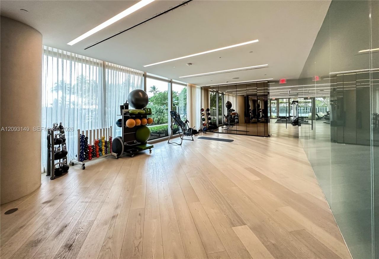 10201 Collins Ave , Unit 705, Bal Harbour, FL 33154 Photo