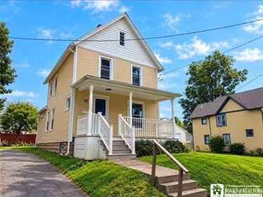 69 Royal Avenue , Jamestown, NY 14701