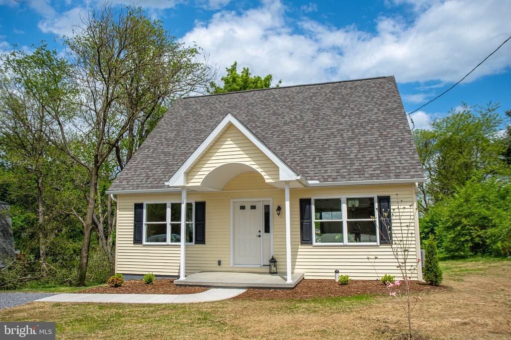 113 CLOVER AVENUE, YEAGERTOWN, PA 17099