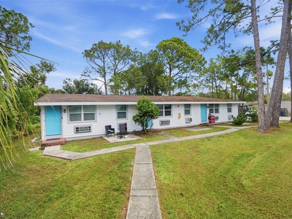 5901 BRYCE LANE , TAMPA, FL 33615