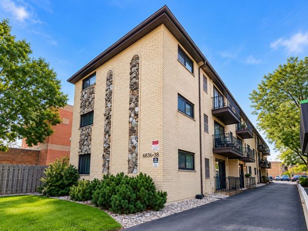 6115 S Archer Avenue, Unit 1S, Chicago, IL 60638