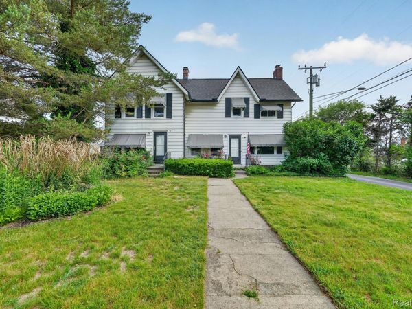 23 W Burdick Street , Oxford Village, Mi 48371