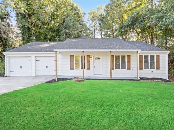 134 Apple Valley Drive , Woodstock, GA 30188