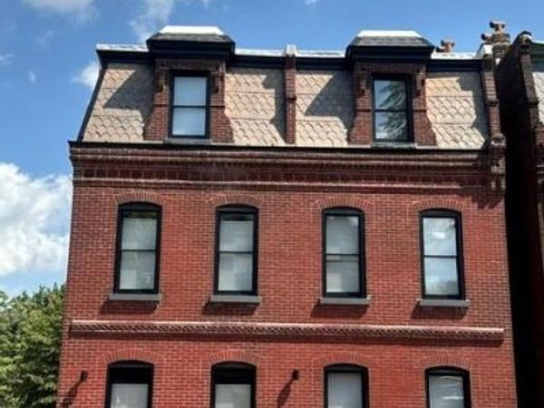 2400 S 11th Street, St Louis, MO 63104