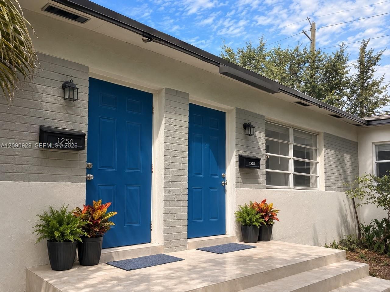 1250 NW 58th St, Miami, FL 33142 Photo