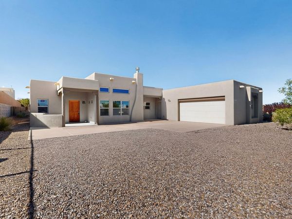 3105 Demavend Road NE, Rio Rancho, NM 87144