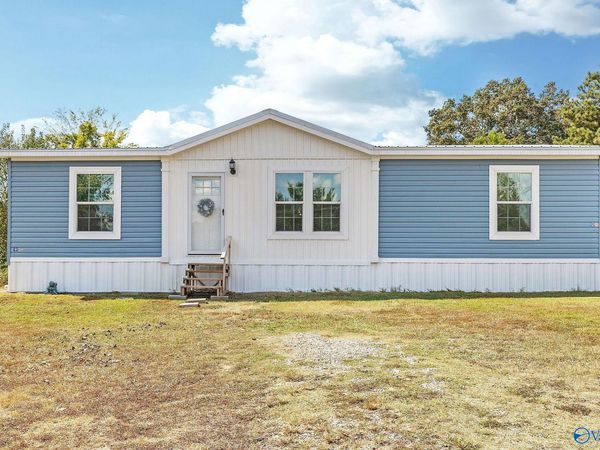 4862 Lake Place Lane, Cedar Bluff, AL 35959