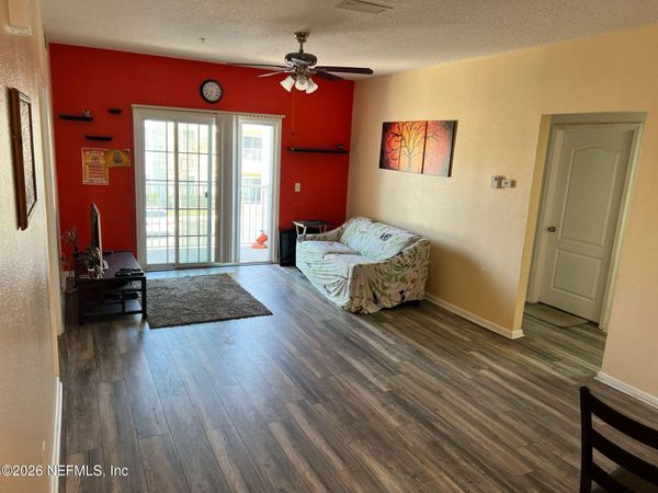 4908 KEY LIME Drive, Unit 207, Jacksonville, FL 32256