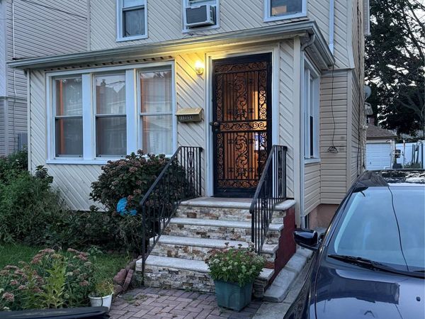 11234 203rd Street , Saint Albans, NY 11412