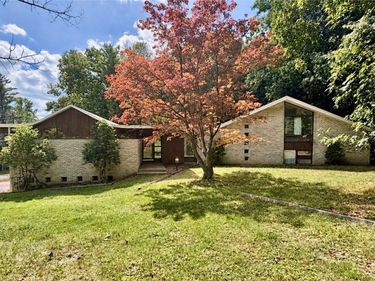 771 Larchmont Road, Elmira, NY 14905