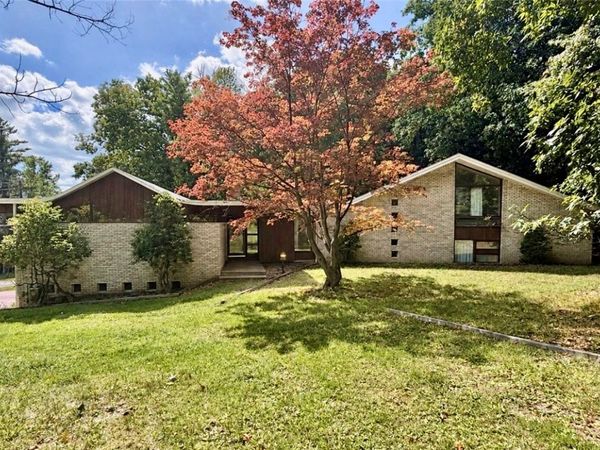 771 Larchmont Road, Elmira, NY 14905