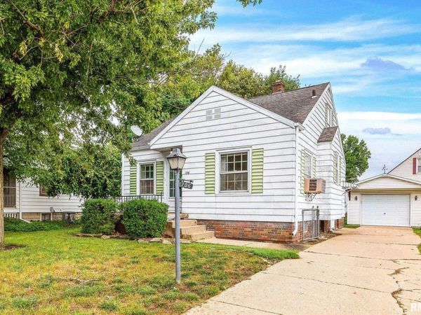 706 N ASHLAND Avenue, West Peoria, IL 61604