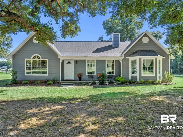 13860 White Road, Silverhill, AL 36576