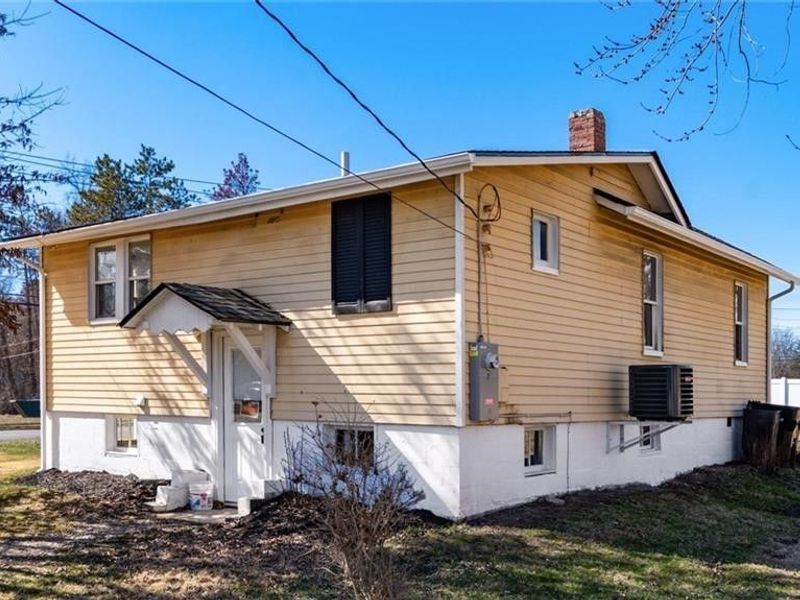 2410 Marion Avenue, Zanesville, OH 43701 Photo 4