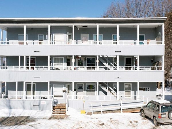 36 Roxbury Road , Mexico, ME 04257