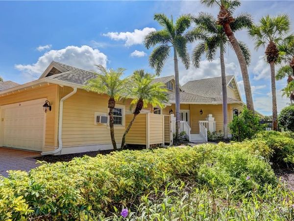 24 Golf Cottage DR, NAPLES, FL 34105