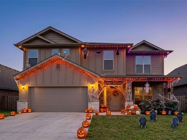 2110 Periwinkle Place , Centerton, AR 72719