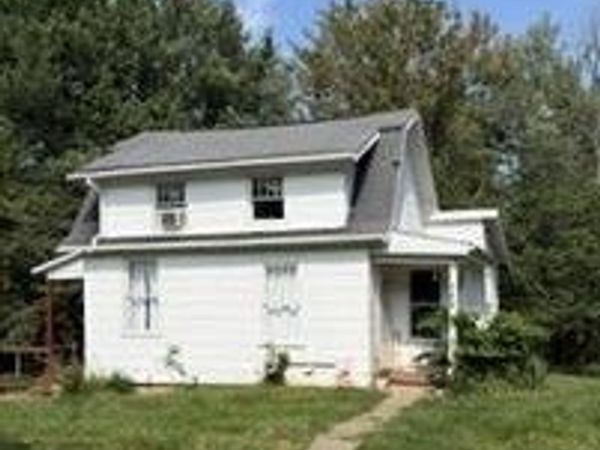 740 Friendship Drive , New Concord, OH 43762