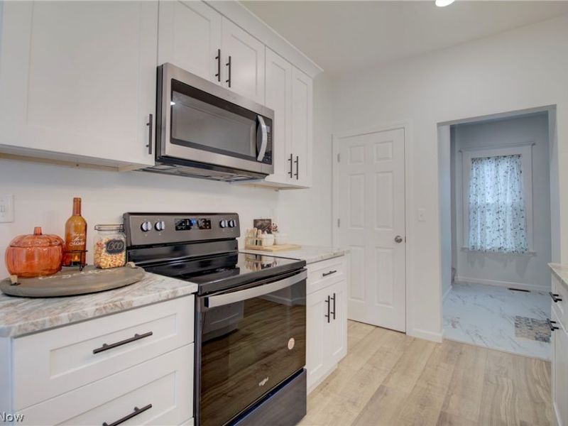 1950 W 50th Street, Cleveland, OH 44102 Photo 16