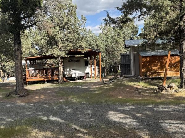 12032 SW Hunters Loop, Culver, OR 97734