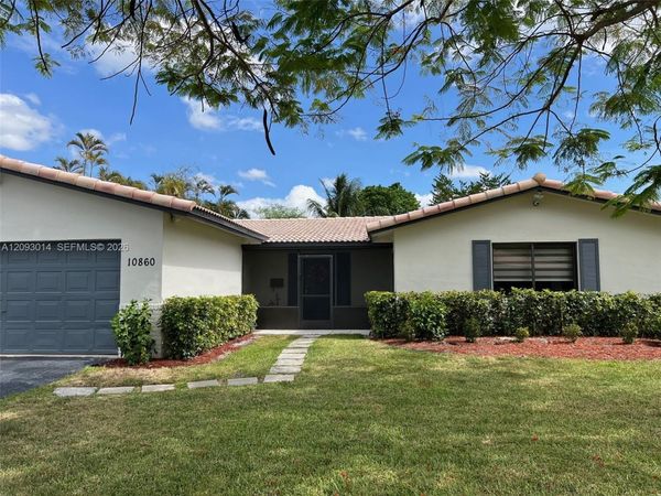10860 NW 40th St, Coral Springs, FL 33065