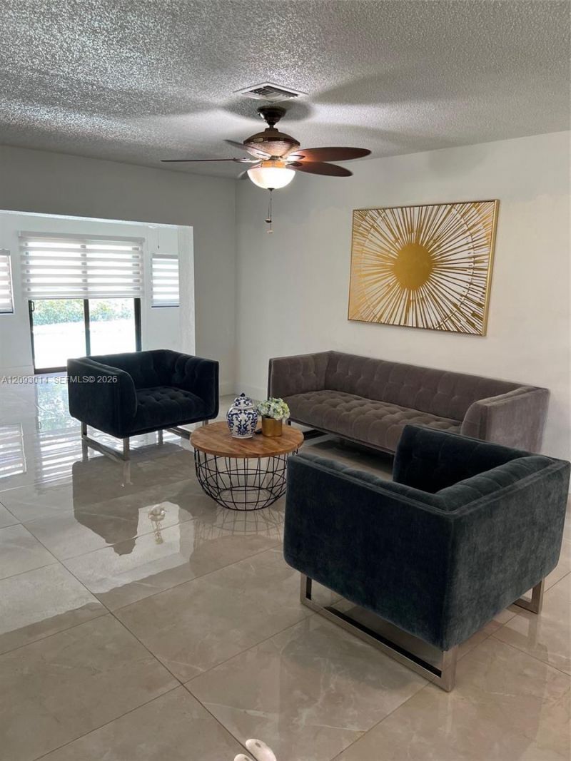 10860 NW 40th St, Coral Springs, FL 33065 Photo
