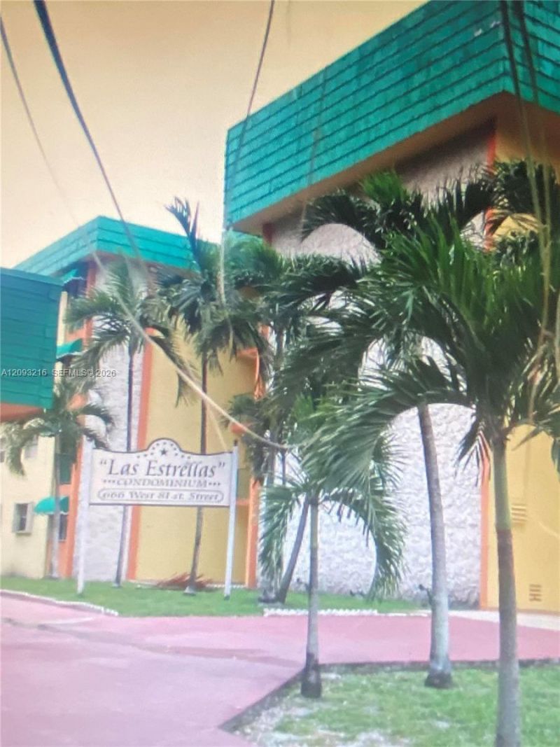 666 W 81st St , Unit 127, Hialeah, FL 33014 Photo