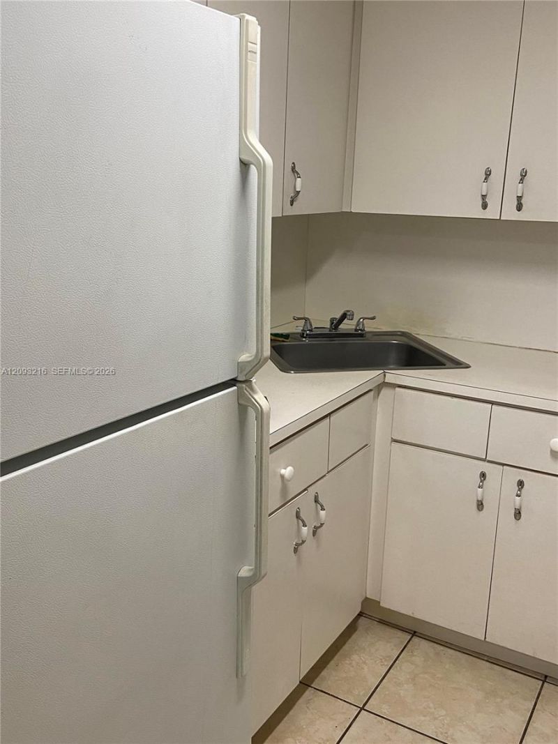 666 W 81st St , Unit 127, Hialeah, FL 33014 Photo